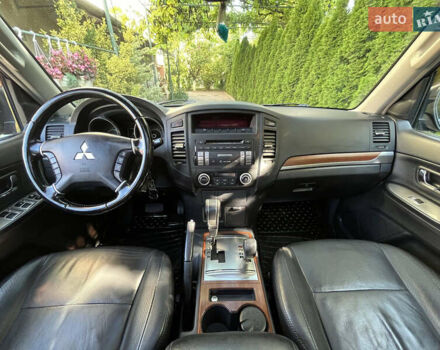 Черный Мицубиси Паджеро Вагон, объемом двигателя 3.8 л и пробегом 162 тыс. км за 14800 $, фото 7 на Automoto.ua