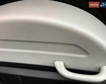 Чорний Міцубісі Паджеро Вагон, об'ємом двигуна 3.2 л та пробігом 270 тис. км за 12950 $, фото 41 на Automoto.ua