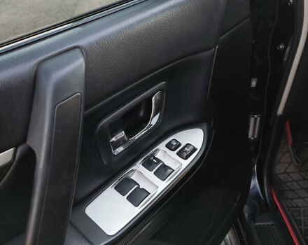 Чорний Міцубісі Паджеро Вагон, об'ємом двигуна 2.97 л та пробігом 286 тис. км за 9400 $, фото 8 на Automoto.ua