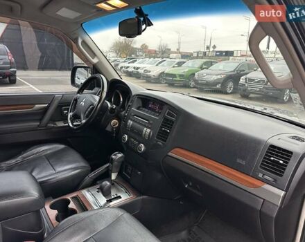 Черный Мицубиси Паджеро Вагон, объемом двигателя 2.97 л и пробегом 218 тыс. км за 11950 $, фото 10 на Automoto.ua