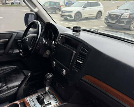 Черный Мицубиси Паджеро Вагон, объемом двигателя 2.97 л и пробегом 218 тыс. км за 11499 $, фото 57 на Automoto.ua