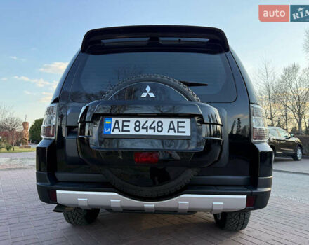 Чорний Міцубісі Паджеро Вагон, об'ємом двигуна 2.97 л та пробігом 250 тис. км за 18000 $, фото 8 на Automoto.ua