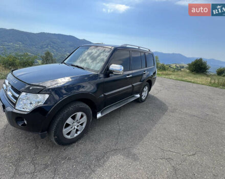 Чорний Міцубісі Паджеро Вагон, об'ємом двигуна 2.97 л та пробігом 310 тис. км за 13600 $, фото 3 на Automoto.ua