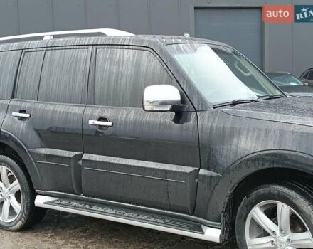 Черный Мицубиси Паджеро Вагон, объемом двигателя 3 л и пробегом 280 тыс. км за 12590 $, фото 14 на Automoto.ua