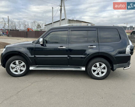 Черный Мицубиси Паджеро Вагон, объемом двигателя 3.2 л и пробегом 298 тыс. км за 15599 $, фото 7 на Automoto.ua