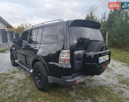Чорний Міцубісі Паджеро Вагон, об'ємом двигуна 3 л та пробігом 222 тис. км за 11700 $, фото 6 на Automoto.ua