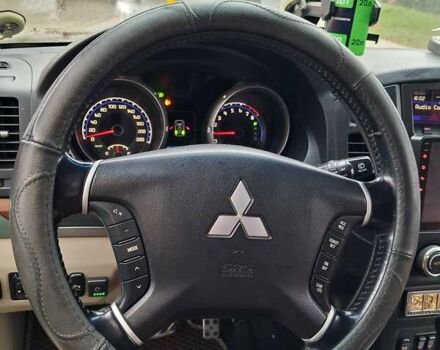 Черный Мицубиси Паджеро Вагон, объемом двигателя 3.83 л и пробегом 295 тыс. км за 15000 $, фото 8 на Automoto.ua