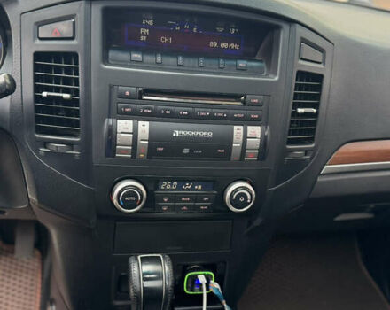 Міцубісі Паджеро Вагон 2008 у Івано-Франківську на Automoto.ua Чорний Міцубісі Паджеро Вагон, об'ємом двигуна 2.97 л та пробігом 195 тис. км за 11900 $, фото 19 на Automoto.ua