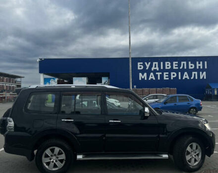 Черный Мицубиси Паджеро Вагон, объемом двигателя 3.2 л и пробегом 258 тыс. км за 13000 $, фото 2 на Automoto.ua