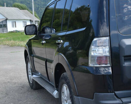 Чорний Міцубісі Паджеро Вагон, об'ємом двигуна 2.97 л та пробігом 310 тис. км за 13600 $, фото 11 на Automoto.ua