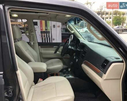 Чорний Міцубісі Паджеро Вагон, об'ємом двигуна 3 л та пробігом 177 тис. км за 14500 $, фото 8 на Automoto.ua