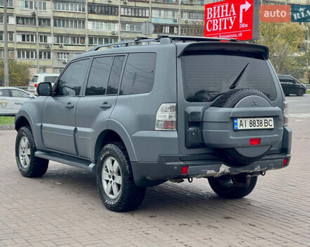 Міцубісі Паджеро Вагон 2008 у Києві на Automoto.ua Чорний Міцубісі Паджеро Вагон, об'ємом двигуна 2.97 л та пробігом 300 тис. км за 11500 $, фото 4 на Automoto.ua