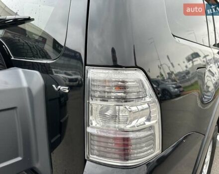 Черный Мицубиси Паджеро Вагон, объемом двигателя 2.97 л и пробегом 218 тыс. км за 11950 $, фото 13 на Automoto.ua