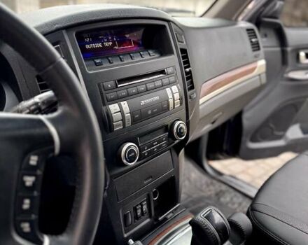 Чорний Міцубісі Паджеро Вагон, об'ємом двигуна 2.97 л та пробігом 166 тис. км за 10900 $, фото 6 на Automoto.ua