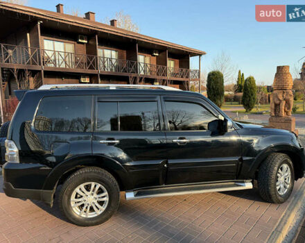Чорний Міцубісі Паджеро Вагон, об'ємом двигуна 2.97 л та пробігом 250 тис. км за 18000 $, фото 22 на Automoto.ua