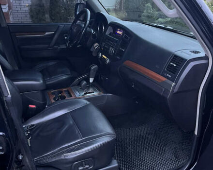 Черный Мицубиси Паджеро Вагон, объемом двигателя 2.97 л и пробегом 271 тыс. км за 11200 $, фото 7 на Automoto.ua