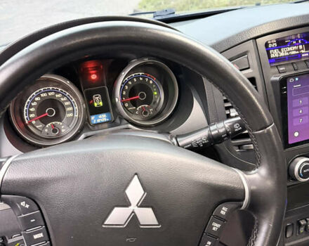 Черный Мицубиси Паджеро Вагон, объемом двигателя 3.83 л и пробегом 218 тыс. км за 10700 $, фото 25 на Automoto.ua