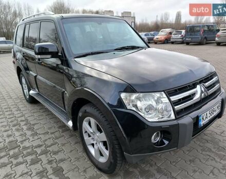 Черный Мицубиси Паджеро Вагон, объемом двигателя 3.2 л и пробегом 263 тыс. км за 13800 $, фото 6 на Automoto.ua