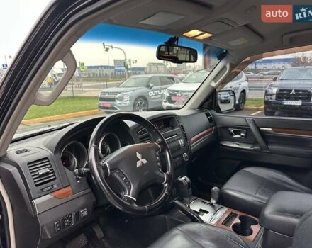 Черный Мицубиси Паджеро Вагон, объемом двигателя 2.97 л и пробегом 218 тыс. км за 11950 $, фото 20 на Automoto.ua