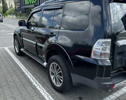 Черный Мицубиси Паджеро Вагон, объемом двигателя 3.2 л и пробегом 230 тыс. км за 12000 $, фото 2 на Automoto.ua