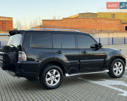 Черный Мицубиси Паджеро Вагон, объемом двигателя 3.2 л и пробегом 328 тыс. км за 13000 $, фото 11 на Automoto.ua