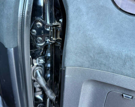 Чорний Міцубісі Паджеро Вагон, об'ємом двигуна 2.97 л та пробігом 250 тис. км за 18000 $, фото 11 на Automoto.ua