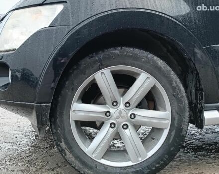 Черный Мицубиси Паджеро Вагон, объемом двигателя 3 л и пробегом 280 тыс. км за 12590 $, фото 5 на Automoto.ua