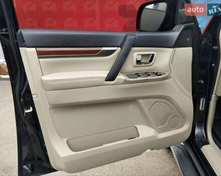 Черный Мицубиси Паджеро Вагон, объемом двигателя 2.97 л и пробегом 143 тыс. км за 12100 $, фото 35 на Automoto.ua