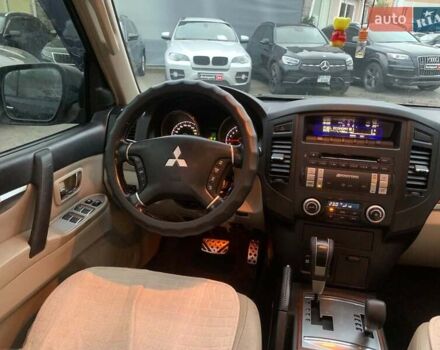 Черный Мицубиси Паджеро Вагон, объемом двигателя 3 л и пробегом 232 тыс. км за 11390 $, фото 28 на Automoto.ua