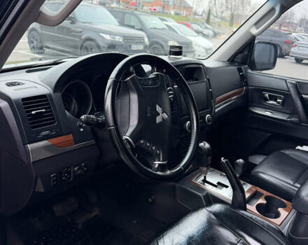 Черный Мицубиси Паджеро Вагон, объемом двигателя 2.97 л и пробегом 218 тыс. км за 11499 $, фото 52 на Automoto.ua