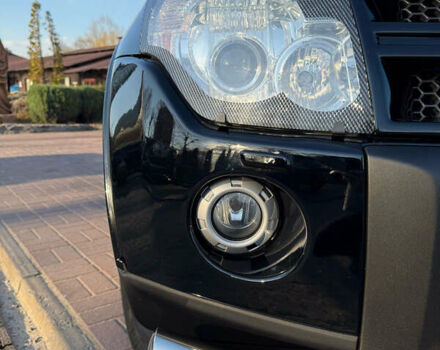 Чорний Міцубісі Паджеро Вагон, об'ємом двигуна 2.97 л та пробігом 250 тис. км за 18000 $, фото 7 на Automoto.ua