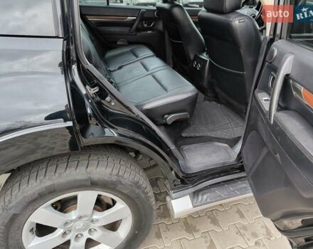 Черный Мицубиси Паджеро Вагон, объемом двигателя 3.2 л и пробегом 263 тыс. км за 13800 $, фото 19 на Automoto.ua