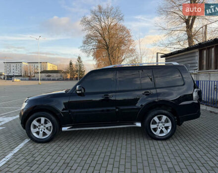 Черный Мицубиси Паджеро Вагон, объемом двигателя 3.2 л и пробегом 328 тыс. км за 13000 $, фото 5 на Automoto.ua