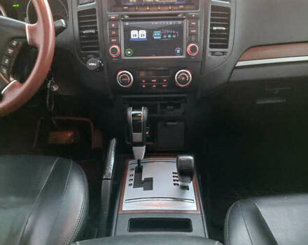 Чорний Міцубісі Паджеро Вагон, об'ємом двигуна 2.97 л та пробігом 286 тис. км за 9400 $, фото 15 на Automoto.ua