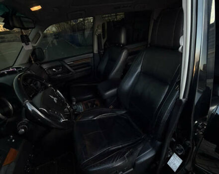 Черный Мицубиси Паджеро Вагон, объемом двигателя 3.2 л и пробегом 328 тыс. км за 13000 $, фото 23 на Automoto.ua