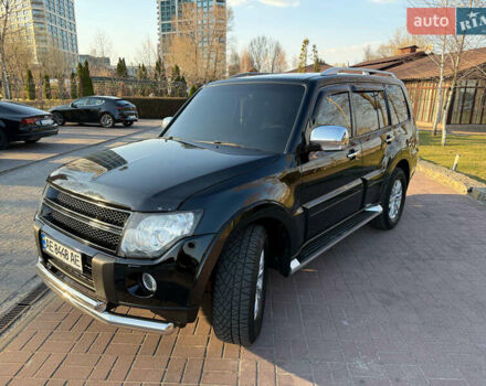 Чорний Міцубісі Паджеро Вагон, об'ємом двигуна 2.97 л та пробігом 250 тис. км за 18000 $, фото 3 на Automoto.ua