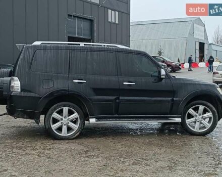 Черный Мицубиси Паджеро Вагон, объемом двигателя 3 л и пробегом 280 тыс. км за 12590 $, фото 13 на Automoto.ua