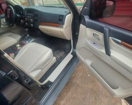 Чорний Міцубісі Паджеро Вагон, об'ємом двигуна 3.2 л та пробігом 165 тис. км за 14000 $, фото 8 на Automoto.ua