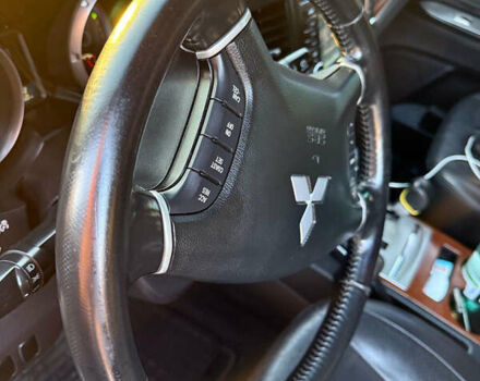 Чорний Міцубісі Паджеро Вагон, об'ємом двигуна 2.97 л та пробігом 250 тис. км за 18000 $, фото 16 на Automoto.ua