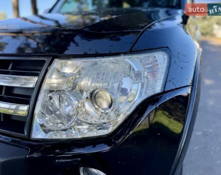 Чорний Міцубісі Паджеро Вагон, об'ємом двигуна 3 л та пробігом 235 тис. км за 10700 $, фото 11 на Automoto.ua