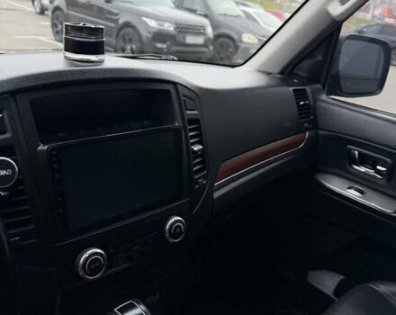 Черный Мицубиси Паджеро Вагон, объемом двигателя 2.97 л и пробегом 218 тыс. км за 11499 $, фото 54 на Automoto.ua