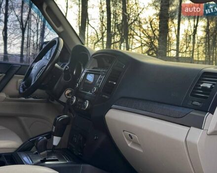 Черный Мицубиси Паджеро Вагон, объемом двигателя 2.97 л и пробегом 186 тыс. км за 10700 $, фото 54 на Automoto.ua