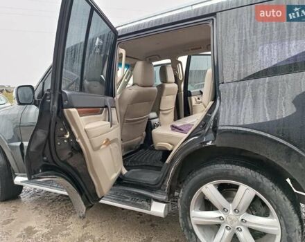 Черный Мицубиси Паджеро Вагон, объемом двигателя 3 л и пробегом 280 тыс. км за 12590 $, фото 38 на Automoto.ua