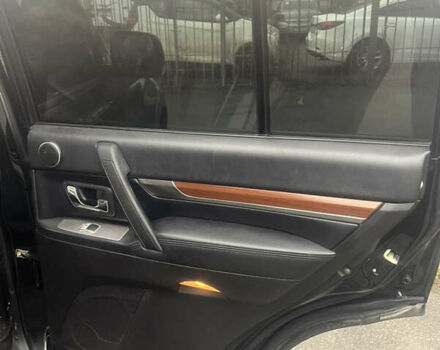 Черный Мицубиси Паджеро Вагон, объемом двигателя 3.8 л и пробегом 33 тыс. км за 12500 $, фото 11 на Automoto.ua