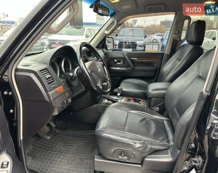 Черный Мицубиси Паджеро Вагон, объемом двигателя 2.97 л и пробегом 218 тыс. км за 11950 $, фото 19 на Automoto.ua