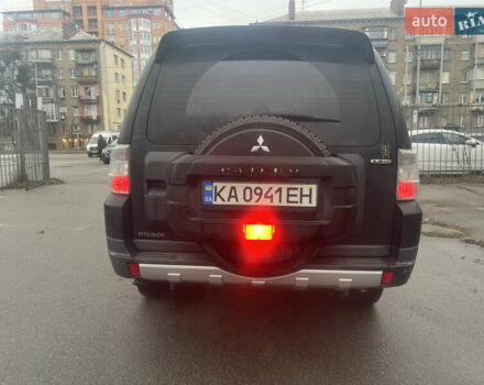 Черный Мицубиси Паджеро Вагон, объемом двигателя 3.8 л и пробегом 33 тыс. км за 12500 $, фото 3 на Automoto.ua