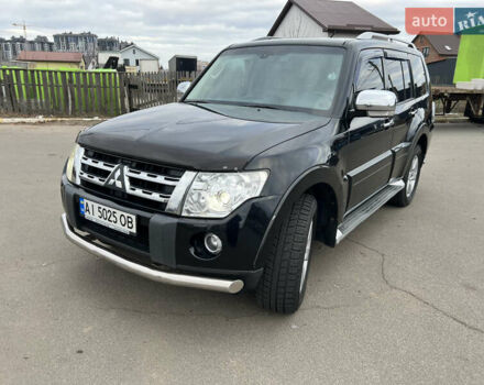 Черный Мицубиси Паджеро Вагон, объемом двигателя 3.2 л и пробегом 298 тыс. км за 15599 $, фото 1 на Automoto.ua