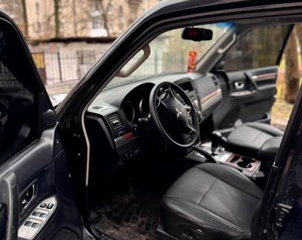 Чорний Міцубісі Паджеро Вагон, об'ємом двигуна 2.97 л та пробігом 166 тис. км за 10900 $, фото 2 на Automoto.ua