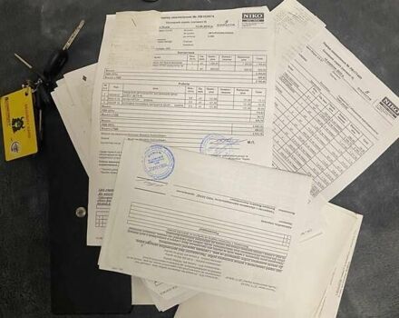 Чорний Міцубісі Паджеро Вагон, об'ємом двигуна 3 л та пробігом 177 тис. км за 14500 $, фото 2 на Automoto.ua