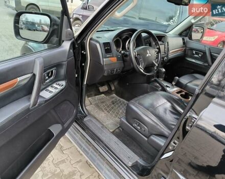 Черный Мицубиси Паджеро Вагон, объемом двигателя 3.2 л и пробегом 263 тыс. км за 13800 $, фото 7 на Automoto.ua